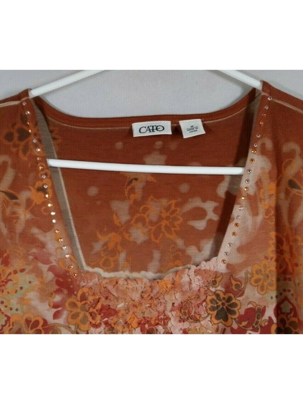 Cato Women's Brown Cap Sleeve Beaded Floral Shirt Size Medium - Picture 3 of 6